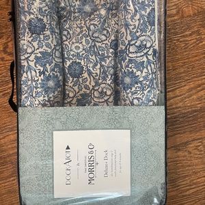 DockATot Deluxe+Dot in Pink & Rose